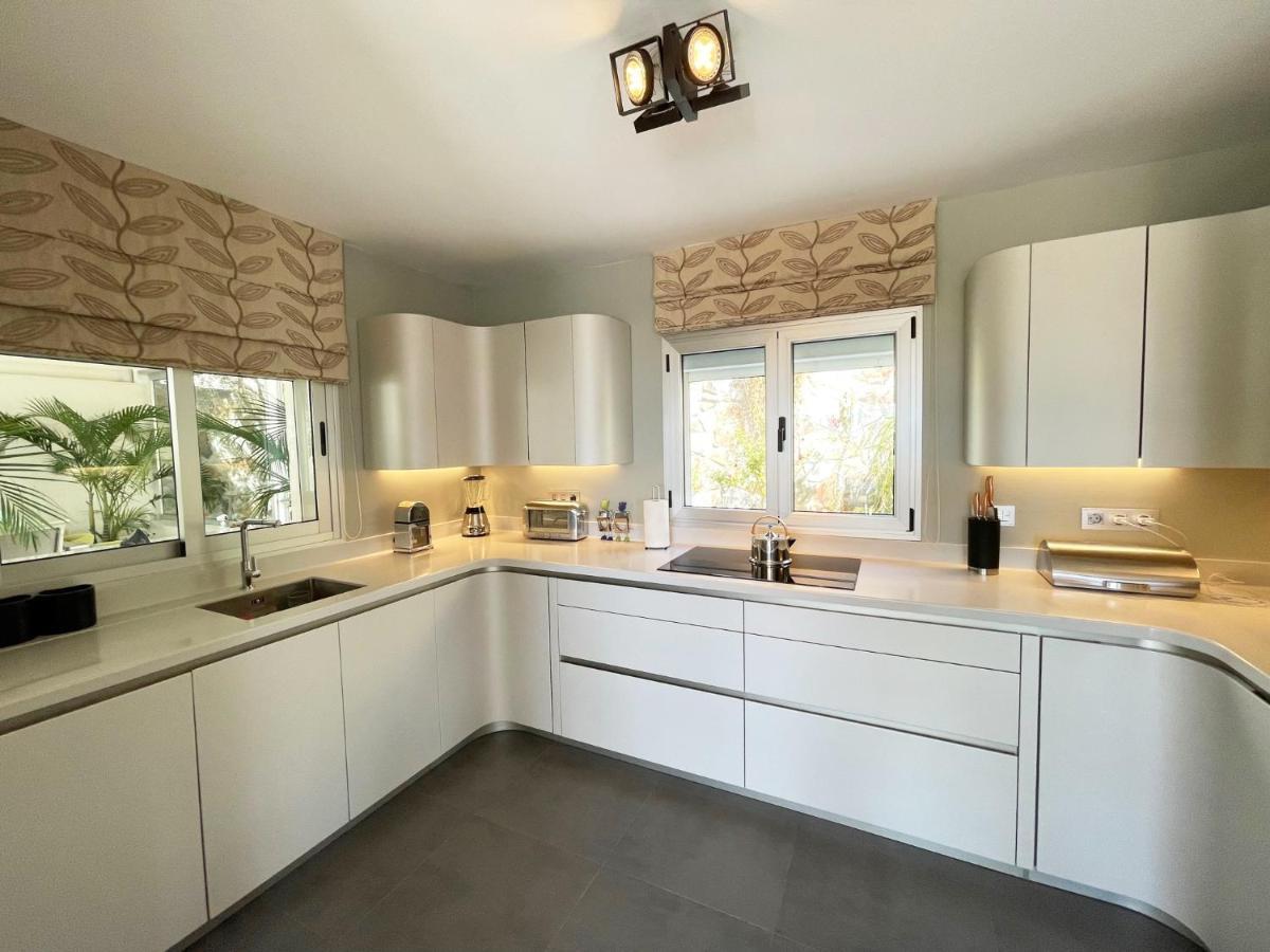 Luxury Villa Morelli With Seaview & Heated Pool Maspalomas  Exteriör bild